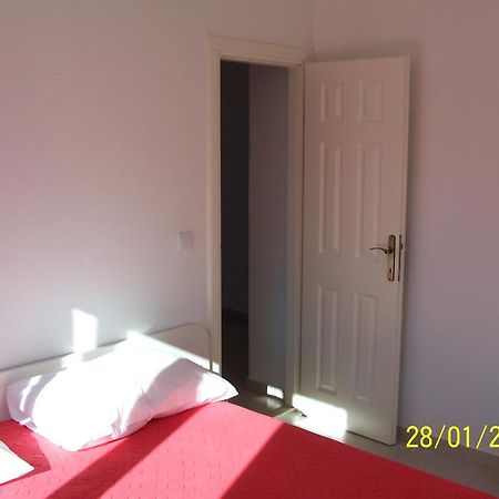 Apartments Perdijic Nemira Omis Exterior photo